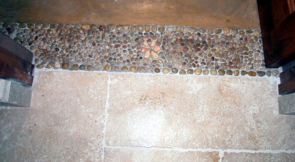 pebble bathroom border